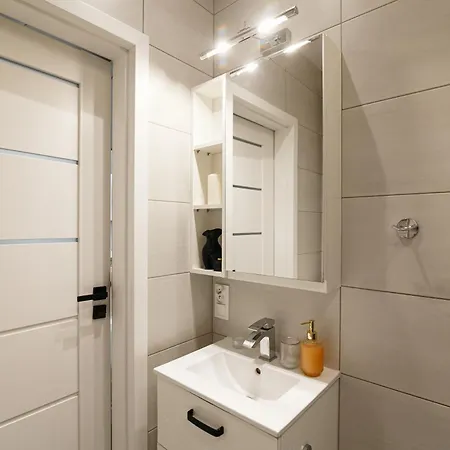 - Center - Cozy - P29 *